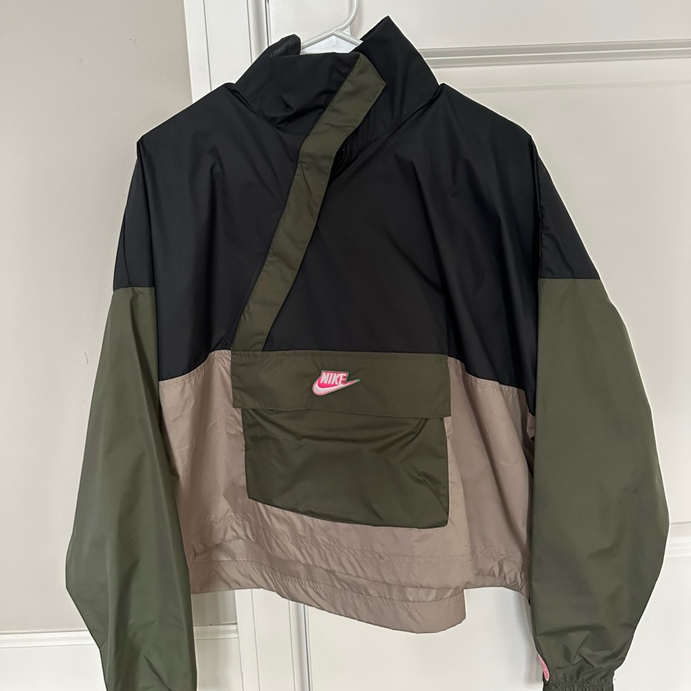 Nike Tri-Tone Windbreaker Jacket